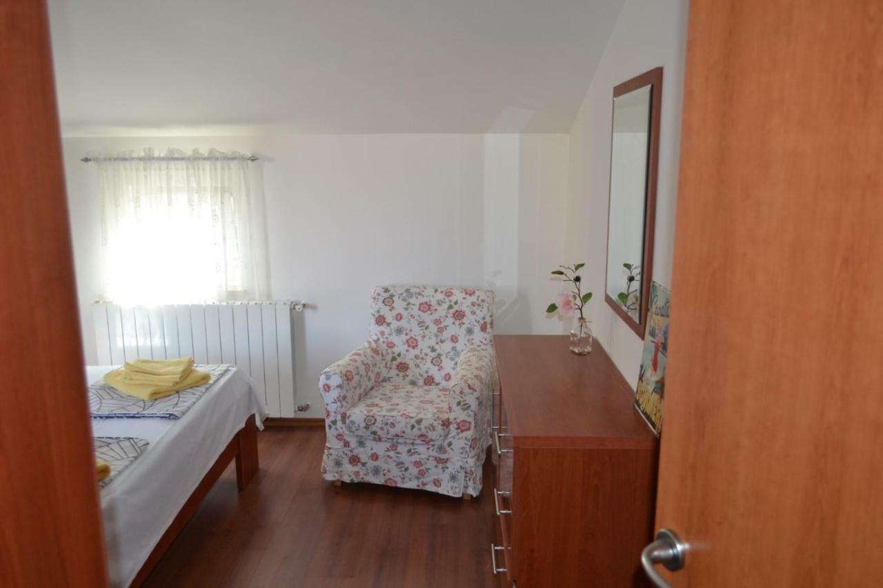 Apartment Din Banjole Ngoại thất bức ảnh